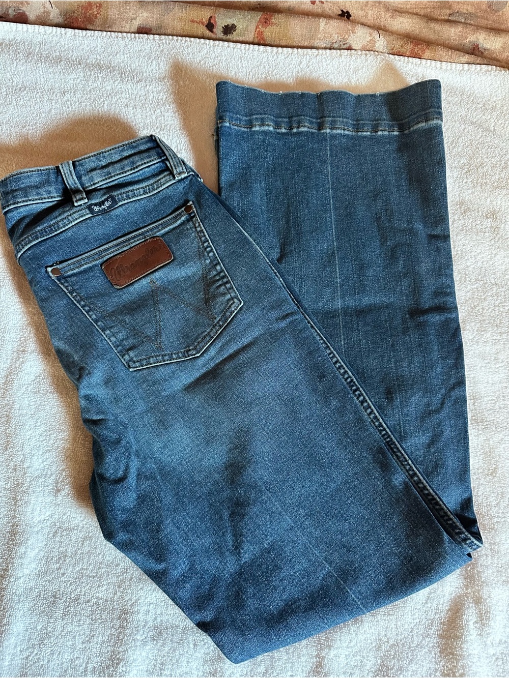 Wrangler Women's Blue Wide Leg Jeans